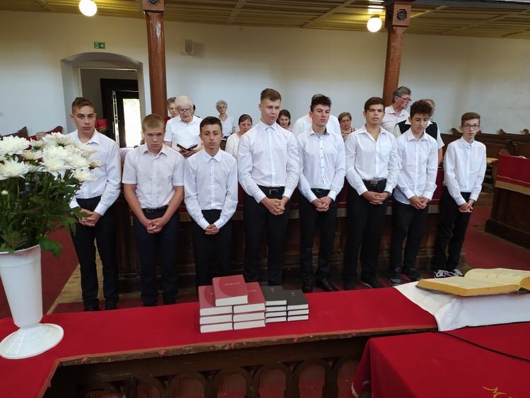 Konfirmáció és keresztelés 04